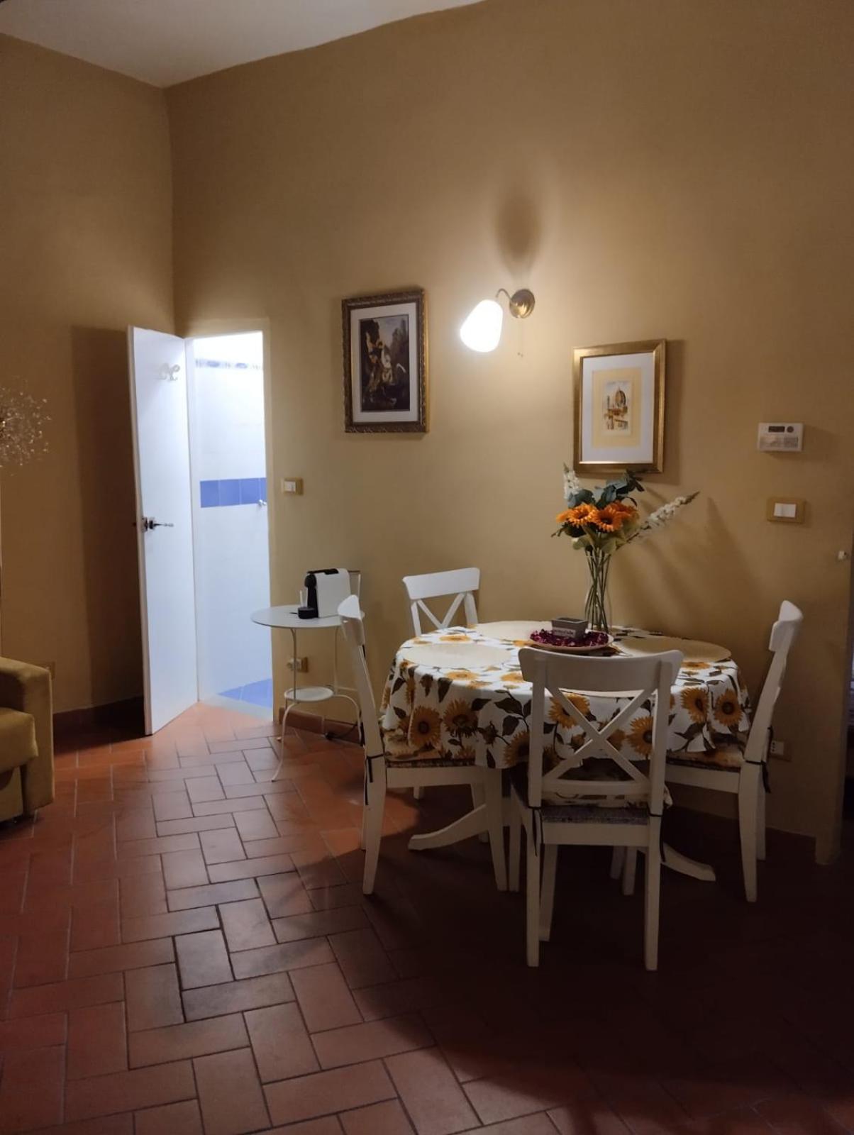 Giulia Appartamento, 250Mt Da Ponte Vecchio Florence Ngoại thất bức ảnh